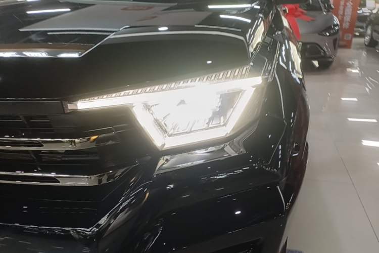 Used Tank 400 New Energy 2024 Hi4-T Off-Road Edition Left Front Headlight
