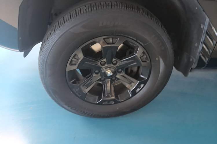 Used Tank 400 New Energy 2024 Hi4-T Off-Road Edition Left Front Wheel Hub