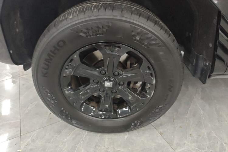 Used Tank 400 New Energy 2024 Hi4-T Off-Road Edition Left Front Wheel Hub