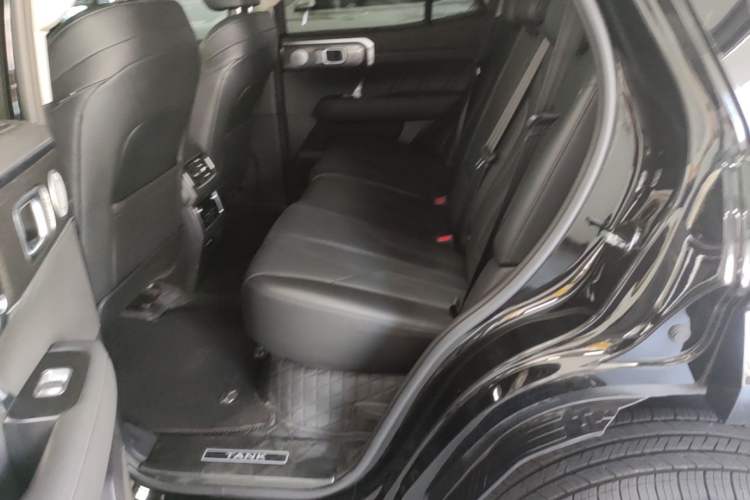 Used Tank 400 New Energy 2024 Hi4-T Off-Road Edition Left Rear Seat