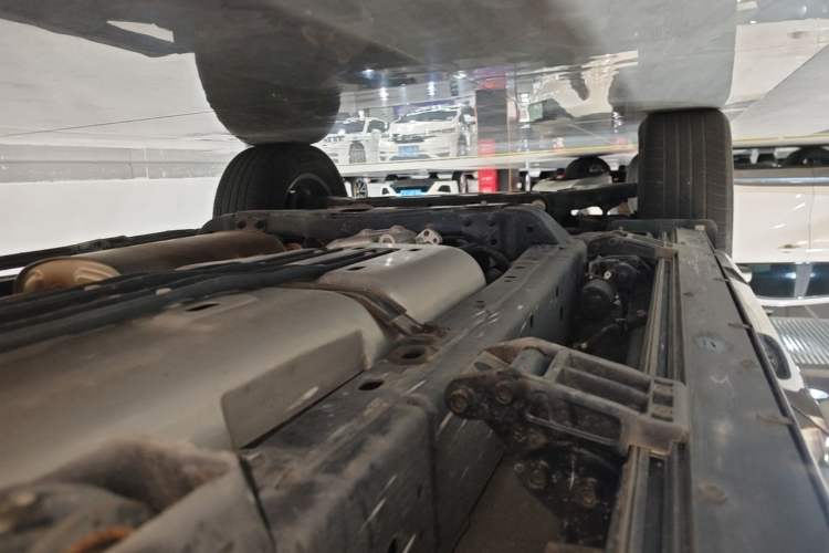 Used Tank 400 New Energy 2024 Hi4-T City Edition Left Side Sill