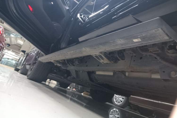 Used Tank 400 New Energy 2024 Hi4-T City Edition Left Side Sill