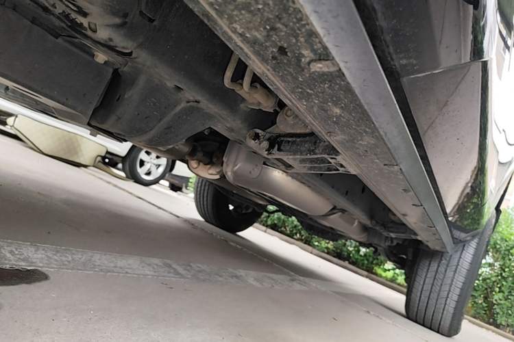 Used Tank 400 New Energy 2024 Hi4-T Off-Road Edition Left Side Sill