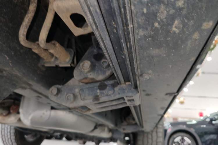 Used Tank 400 New Energy 2024 Hi4-T Off-Road Edition Left Side Sill