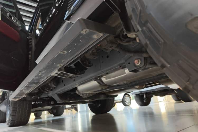 Used Tank 400 New Energy 2024 Hi4-T City Edition Left Side Sill