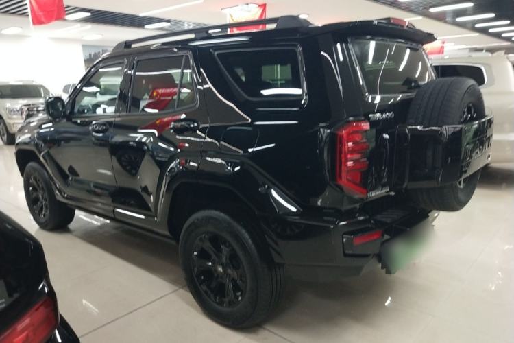 Used Tank 400 New Energy 2024 Hi4-T Off-Road Edition Left Side