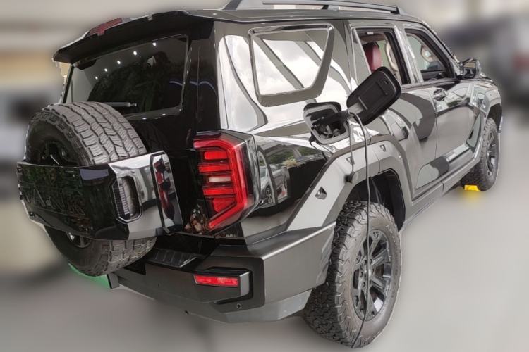 Used Tank 400 New Energy 2024 Hi4-T Off-Road Edition Rear Right 45 Deg