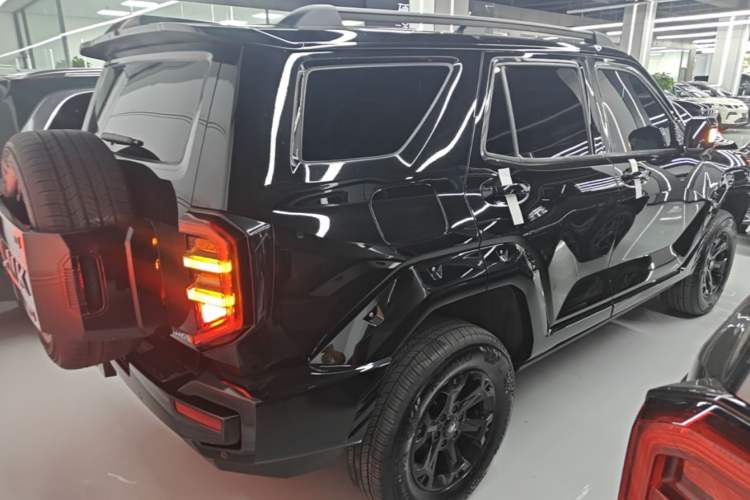 Used Tank 400 New Energy 2024 Hi4-T Off-Road Edition Rear Right 45 Deg