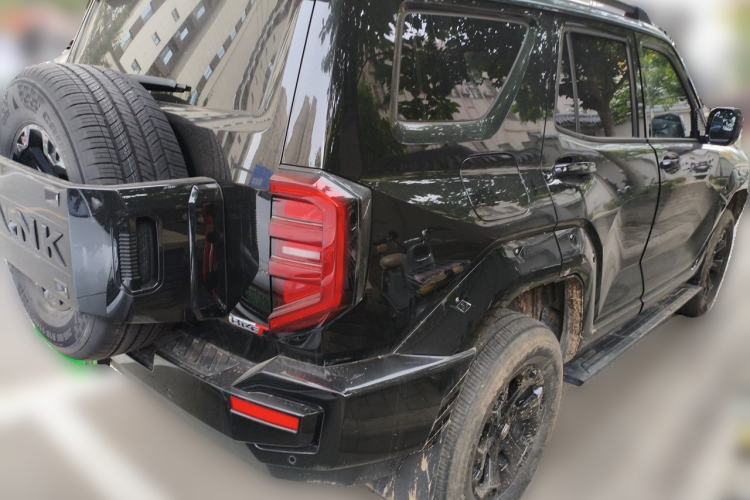 Used Tank 400 New Energy 2024 Hi4-T Off-Road Edition Rear Right 45 Deg