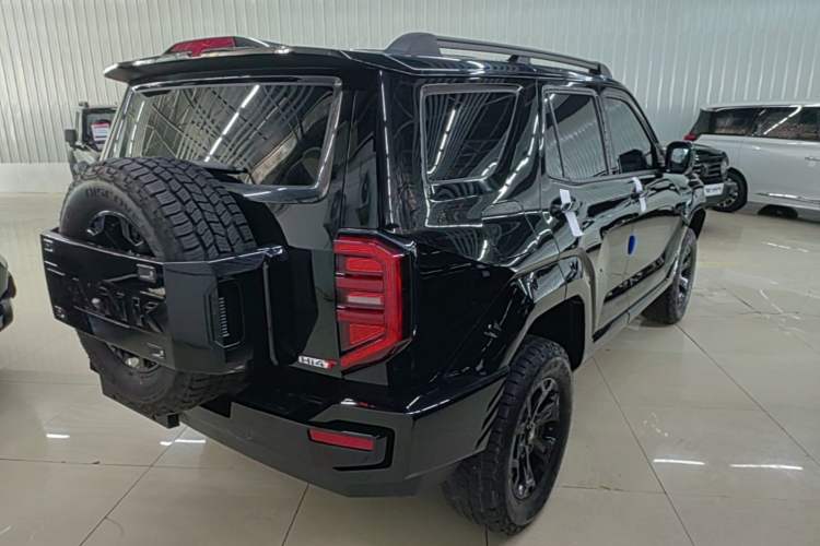 Used Tank 400 New Energy 2024 Hi4-T Off-Road Edition Rear Right 45 Deg