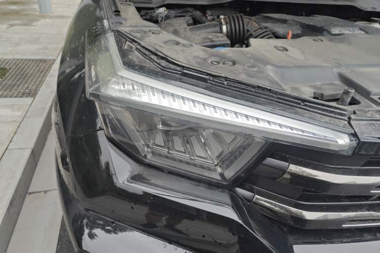 Used Tank 400 New Energy 2024 Hi4-T Off-Road Edition Right Front Headlight