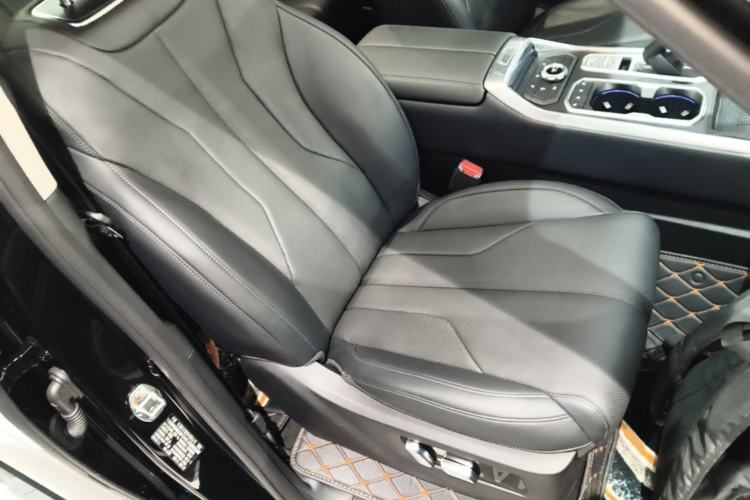 Used Tank 400 New Energy 2024 Hi4-T City Edition Right Front Seat