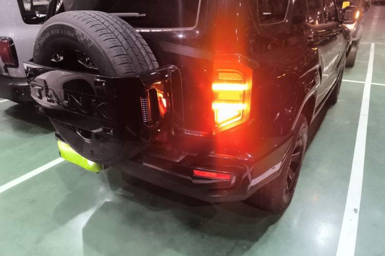 Used Tank 400 New Energy 2024 Hi4-T Off-Road Edition Right Rear Taillight
