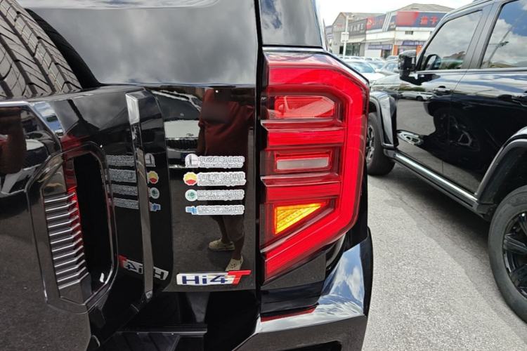 Used Tank 400 New Energy 2024 Hi4-T Off-Road Edition Right Rear Taillight