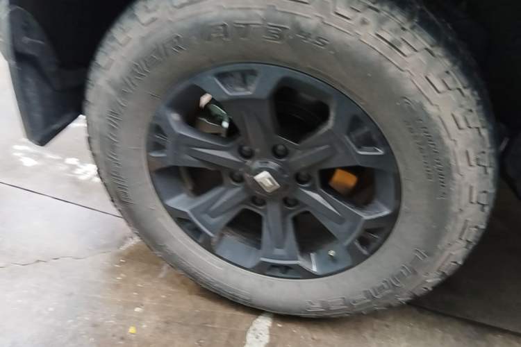 Used Tank 400 New Energy 2024 Hi4-T Off-Road Edition Right Rear Wheel Hub