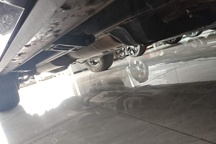 Used Tank 400 New Energy 2024 Hi4-T Off-Road Edition Right Side Sill