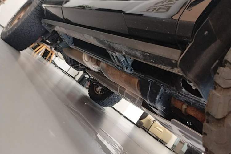 Used Tank 400 New Energy 2024 Hi4-T Off-Road Edition Right Side Sill