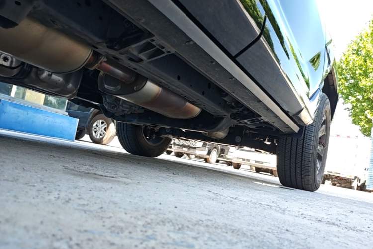 Used Tank 400 New Energy 2024 Hi4-T Off-Road Edition Right Side Sill