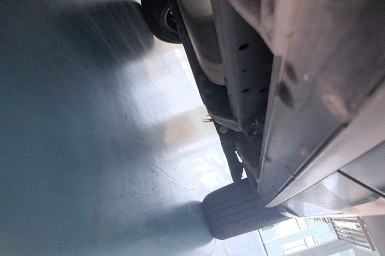 Used Tank 400 New Energy 2024 Hi4-T Off-Road Edition Right Side Sill