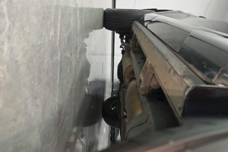 Used Tank 400 New Energy 2024 Hi4-T Off-Road Edition Right Side Sill