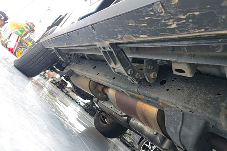 Used Tank 400 New Energy 2024 Hi4-T City Edition Right Side Sill