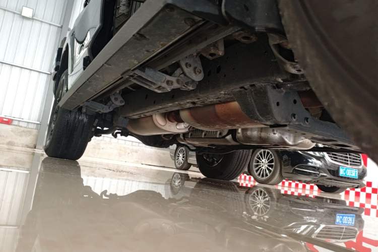 Used Tank 400 New Energy 2024 Hi4-T City Edition Right Side Sill