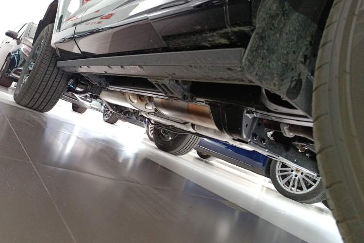 Used Tank 400 New Energy 2024 Hi4-T Off-Road Edition Right Side Sill