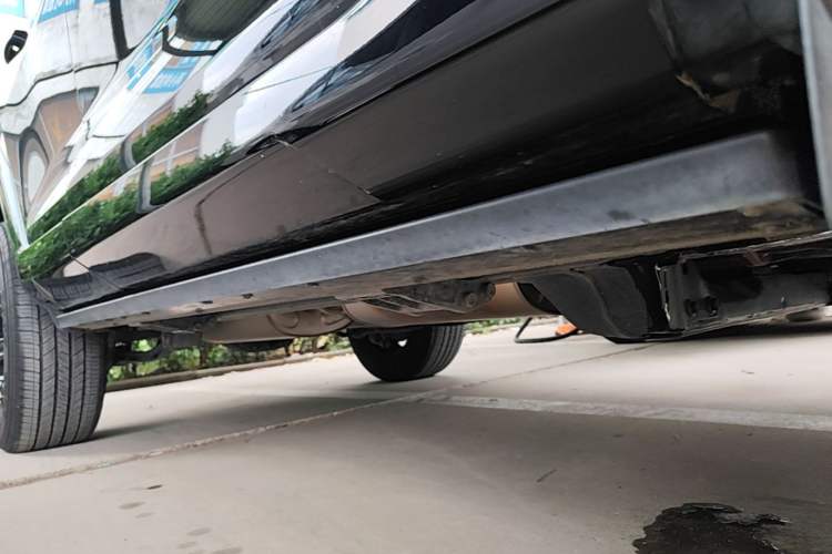 Used Tank 400 New Energy 2024 Hi4-T Off-Road Edition Right Side Sill
