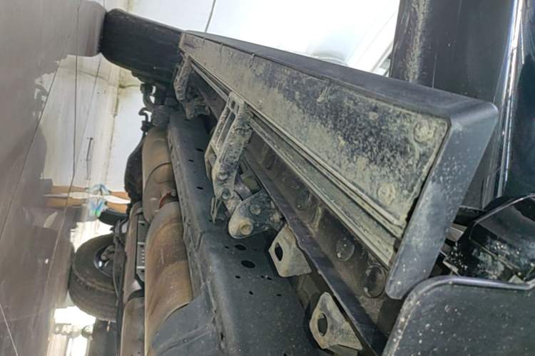 Used Tank 400 New Energy 2024 Hi4-T Off-Road Edition Right Side Sill