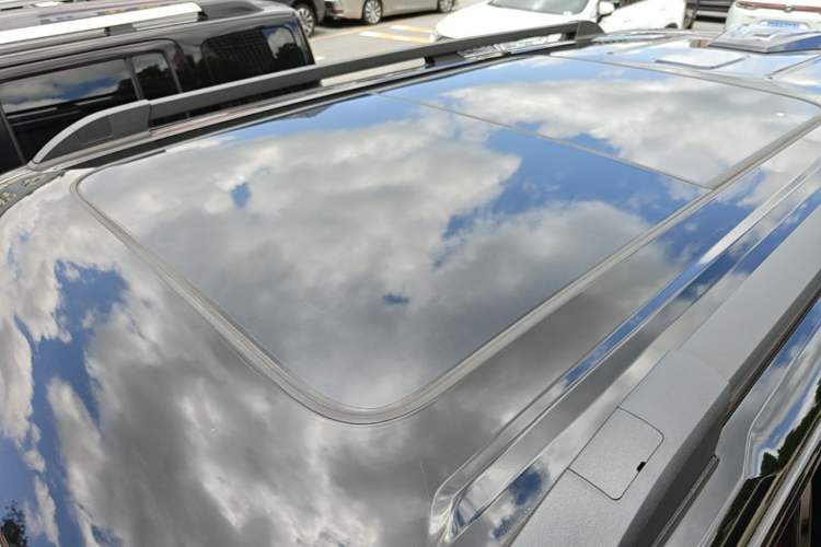 Used Tank 400 New Energy 2024 Hi4-T Off-Road Edition Roof