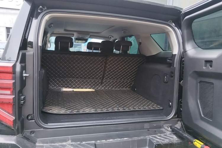Used Tank 400 New Energy 2024 Hi4-T Off-Road Edition Trunk