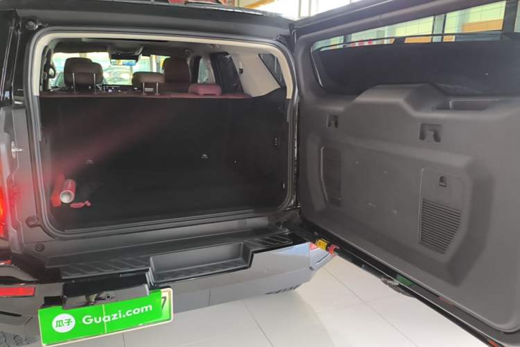 Used Tank 400 New Energy 2024 Hi4-T Off-Road Edition Trunk