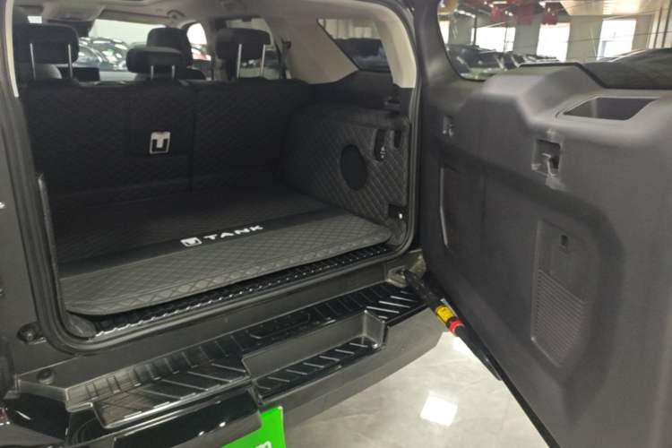 Used Tank 400 New Energy 2024 Hi4-T Off-Road Edition Trunk