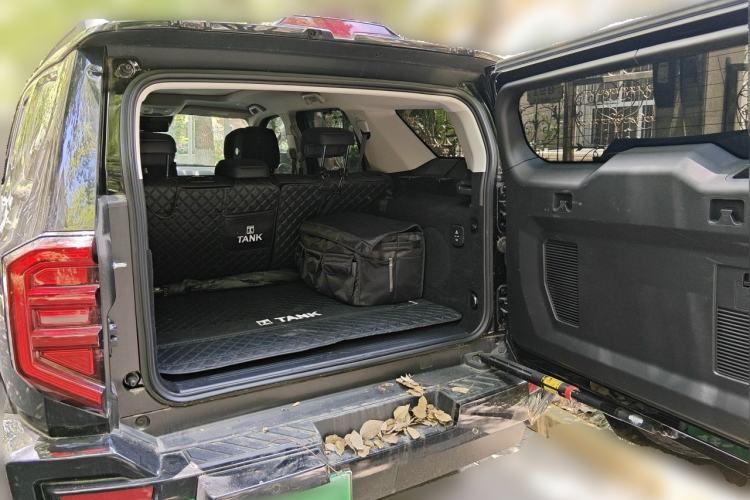 Used Tank 400 New Energy 2024 Hi4-T Off-Road Edition Trunk