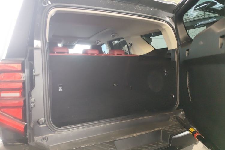 Used Tank 400 New Energy 2024 Hi4-T Off-Road Edition Trunk