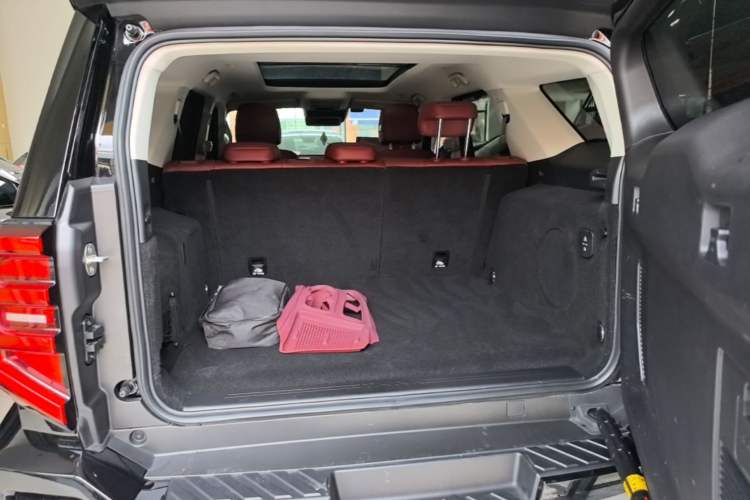 Used Tank 400 New Energy 2024 Hi4-T Off-Road Edition Trunk