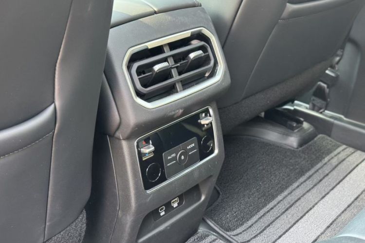 Used Tank 400 New Energy 2024 Hi4-T City Edition Interior 3