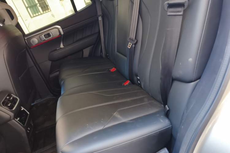 Used Tank 400 New Energy 2024 Hi4-T City Edition Left Rear Seat