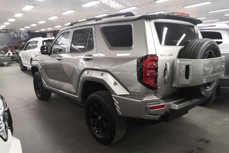 Used Tank 400 New Energy 2024 Hi4-T Off-Road Edition Left Side
