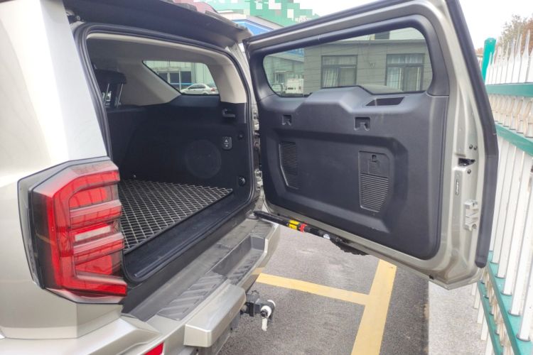 Used Tank 400 New Energy 2024 Hi4-T City Edition Trunk