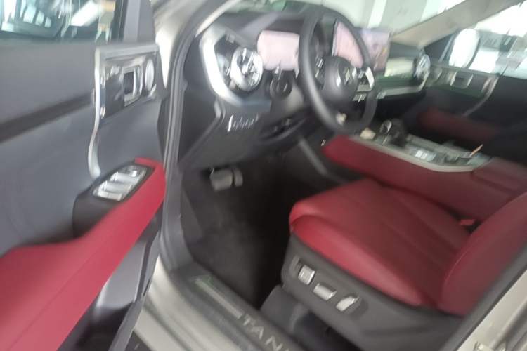 Used Tank 400 New Energy 2024 Hi4-T City Edition Driver Seat