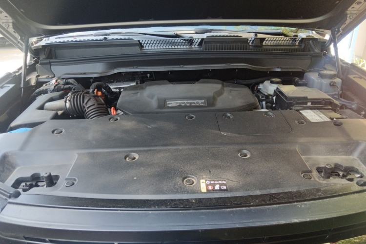 Used Tank 400 New Energy 2024 Hi4-T City Edition Engine Bay