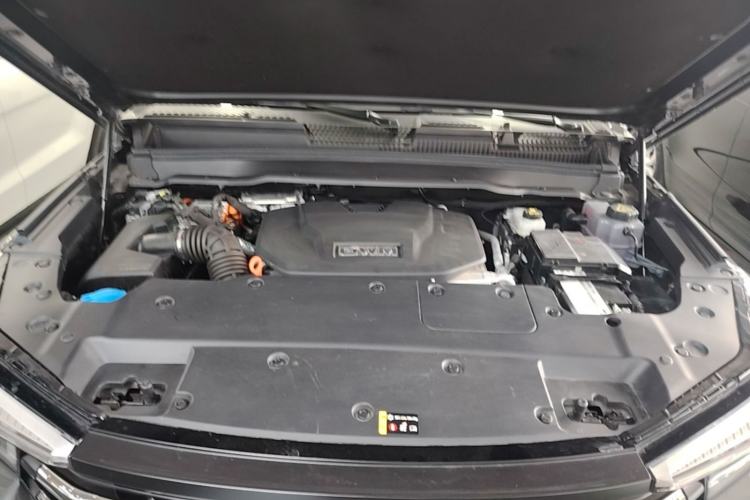 Used Tank 400 New Energy 2024 Hi4-T City Edition Engine Bay