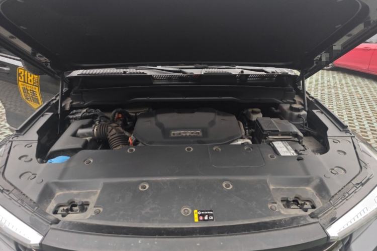 Used Tank 400 New Energy 2024 Hi4-T Off-Road Edition Engine Bay
