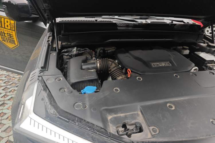 Used Tank 400 New Energy 2024 Hi4-T Off-Road Edition Engine Bay Right