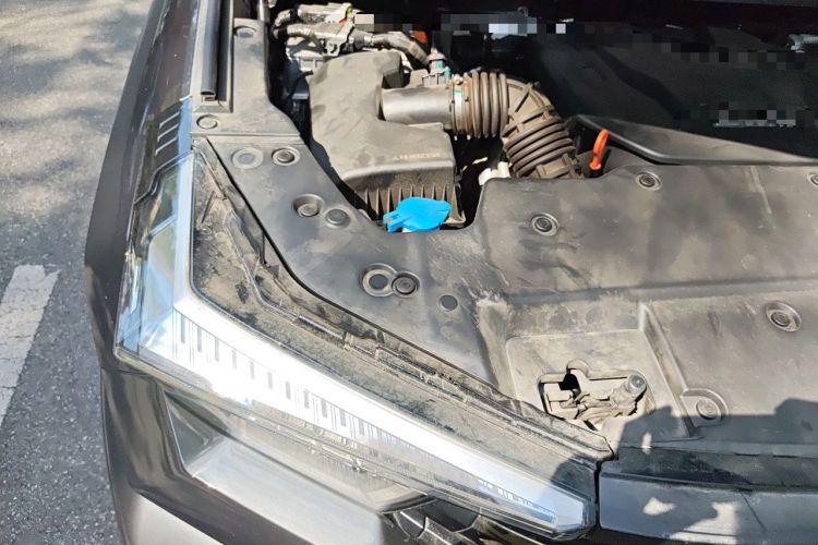 Used Tank 400 New Energy 2024 Hi4-T Off-Road Edition Engine Bay Right