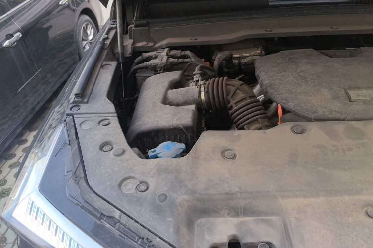 Used Tank 400 New Energy 2024 Hi4-T City Edition Engine Bay Right