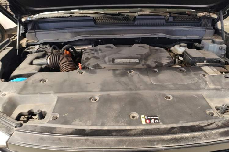 Used Tank 400 New Energy 2024 Hi4-T Off-Road Edition Engine Bay