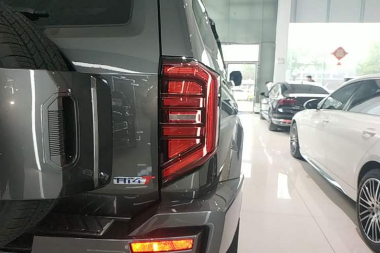Used Tank 400 New Energy 2024 Hi4-T Off-Road Edition Exterior 3