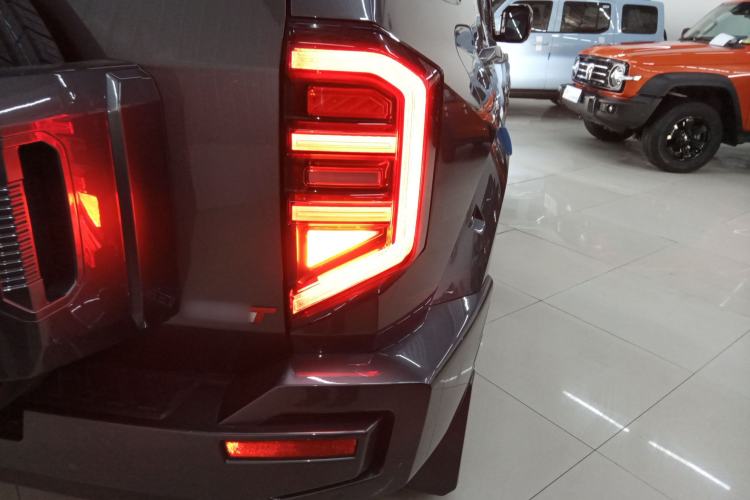 Used Tank 400 New Energy 2024 Hi4-T Off-Road Edition Exterior 6